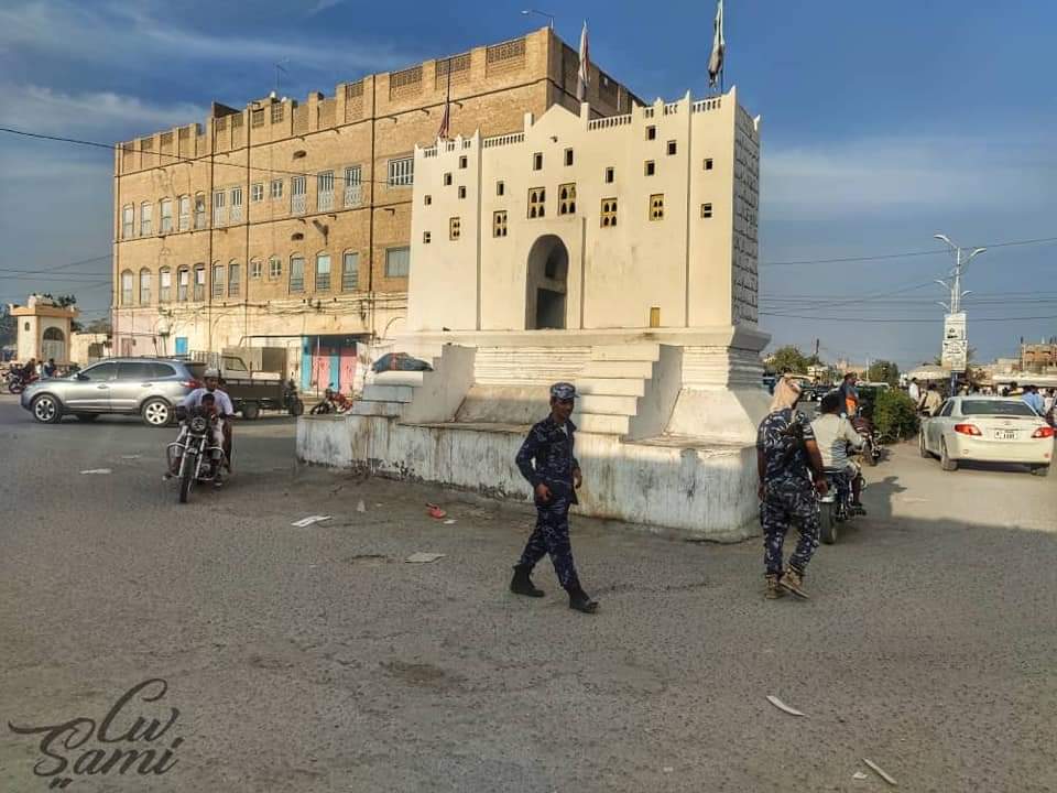 جمال السوق الشعبي